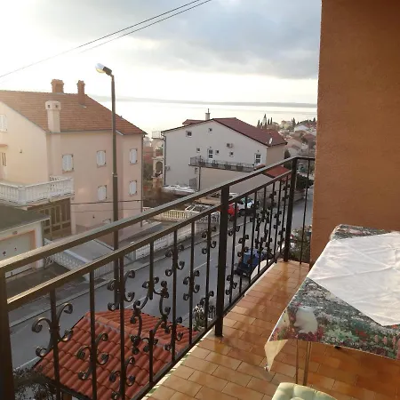 Διαμέρισμα Ruza Selce